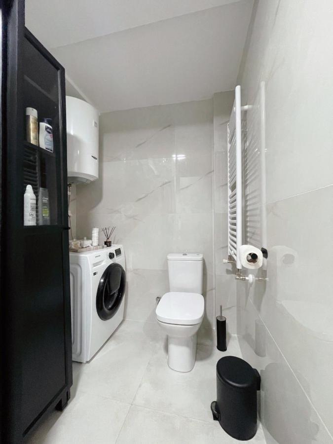 Sunlight Luxe Apartment Skopje Exterior foto